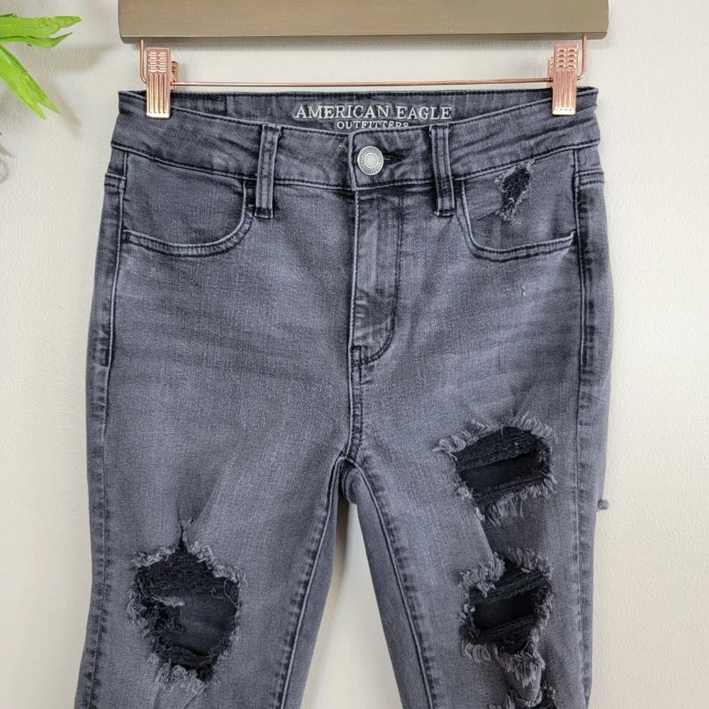 American Eagle Hi Rise Jegging Skinny Jeans Distressed Chewed Raw Black AE 4
